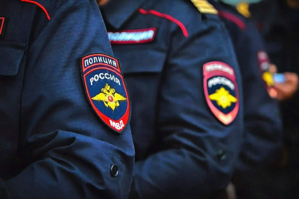 Мичуринец задержан с десятикилограммовым мешком конопли Мичуринец задержан с десятикилограммовым мешком конопли