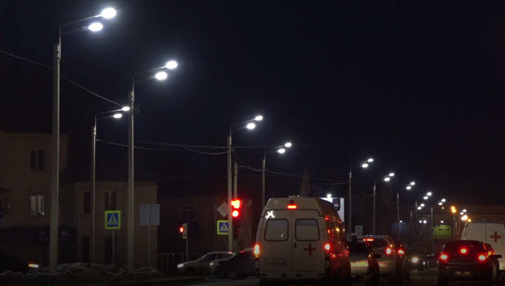 На Пролетарской началась новая эпоха в освещении На Пролетарской началась новая эпоха в освещении