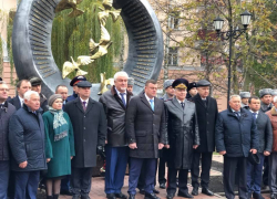 Правоохранителей региона с профессиональным праздником поздравили первые лица Правоохранителей региона с профессиональным праздником поздравили первые лица