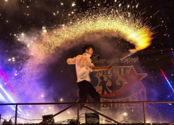 Fire-show, интерактивы и пиротехника — фестиваль Огня и Света «зажег» тамбовчан Fire-show, интерактивы и пиротехника — фестиваль Огня и Света «зажег» тамбовчан