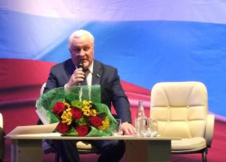 Всем оставаться на своих местах! Секретарем реготделения «Единой России» вновь избран Евгений Матушкин Всем оставаться на своих местах! Секретарем реготделения «Единой России» вновь избран Евгений Матушкин