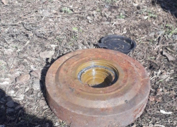 В Мичуринске в заброшенной школе найдена мина В Мичуринске в заброшенной школе найдена мина