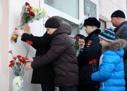 В Тамбове открыли мемориальную доску командиру взвода ОМОН Игорю Анненкову В Тамбове открыли мемориальную доску командиру взвода ОМОН Игорю Анненкову