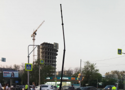 В центре Тамбова столкнулись “Лада” и “Киа”: пострадали трое В центре Тамбова столкнулись “Лада” и “Киа”: пострадали трое