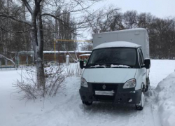 “Газель” сбила двух детей на территории детского сада в Уварове “Газель” сбила двух детей на территории детского сада в Уварове