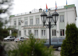 Суд признал законными действия избиркома о лишении депутатского мандата адвоката Лакоценко Суд признал законными действия избиркома о лишении депутатского мандата адвоката Лакоценко