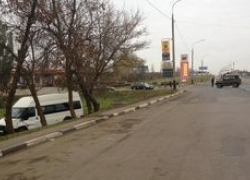 Четверо пассажиров микроавтобуса были госпитализированы в результате ДТП на улице Киквидзе Четверо пассажиров микроавтобуса были госпитализированы в результате ДТП на улице Киквидзе