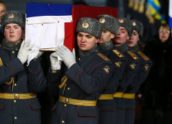 Председатель Государственной Думы Вячеслав Володин отменил свой визит в Тамбовскую область в связи с траурными мероприятиями Председатель Государственной Думы Вячеслав Володин отменил свой визит в Тамбовскую область в связи с траурными мероприятиями