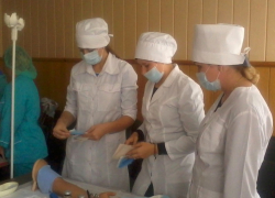 Первокурсников тамбовского медицинского колледжа посвятили в студенты Первокурсников тамбовского медицинского колледжа посвятили в студенты