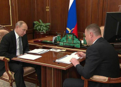 Ровно год назад Владимир Путин победил на выборах президента страны Ровно год назад Владимир Путин победил на выборах президента страны