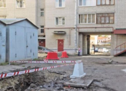 Администрация Тамбова заплатила за разрытый асфальт 50 тысяч рублей Администрация Тамбова заплатила за разрытый асфальт 50 тысяч рублей