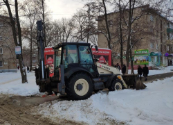 В Тамбове женщина попала под снегоуборщик В Тамбове женщина попала под снегоуборщик