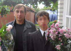 В Тамбовской области задержан несовершеннолетний, заподозренный в убийстве своей семьи В Тамбовской области задержан несовершеннолетний, заподозренный в убийстве своей семьи