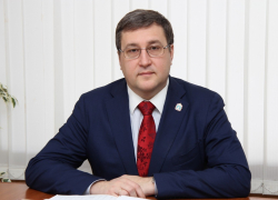 Место Александра Ганова временно займёт Сергей Юхачёв Место Александра Ганова временно займёт Сергей Юхачёв