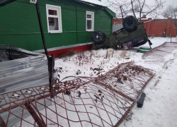 В Тамбове при столкновении двух автомобилей возле Северного автовокзала погиб один из водителей В Тамбове при столкновении двух автомобилей возле Северного автовокзала погиб один из водителей