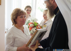 Медикам, вкладывающим в труд частицу сердца, вручили премию Архиепископа Луки Медикам, вкладывающим в труд частицу сердца, вручили премию Архиепископа Луки