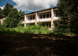 «Лесную сказку» продают почти за 35 миллионов рублей «Лесную сказку» продают почти за 35 миллионов рублей