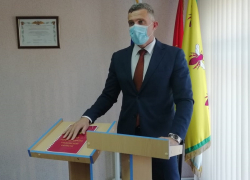 На должность главы города Уварово переизбрали Владислава Денисова На должность главы города Уварово переизбрали Владислава Денисова