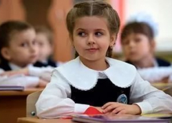 Около тысячи тамбовских первоклашек уже подали заявления в школу Около тысячи тамбовских первоклашек уже подали заявления в школу
