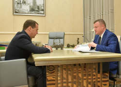 Губернатор Александр Никитин обсудил с премьер-министром дальнейшее развитие Тамбовской области Губернатор Александр Никитин обсудил с премьер-министром дальнейшее развитие Тамбовской области