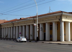 В Тамбове снова пытаются продать гостиный двор В Тамбове снова пытаются продать гостиный двор