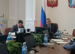 Общественники рассказали первому вице-губернатору о реализации проектов и проблемах, с которыми сталкиваются Общественники рассказали первому вице-губернатору о реализации проектов и проблемах, с которыми сталкиваются