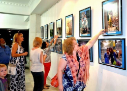 В Тамбовской картинной галерее решено провести фотовыставку «Планета Земля. Индия». В Тамбовской картинной галерее решено провести фотовыставку «Планета Земля. Индия».