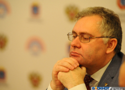 Сергей Чеботарёв сменил кресло мэра на кабинет заместителя ректора Сергей Чеботарёв сменил кресло мэра на кабинет заместителя ректора