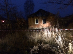 Пожар в Сосновке забрал жизни шести человек. Имена четырех уже известны Пожар в Сосновке забрал жизни шести человек. Имена четырех уже известны