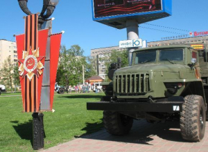 Юные тамбовчане познакомились с боевой техникой Юные тамбовчане познакомились с боевой техникой