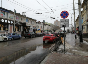 «У рынка стояла…» Каретам и машинам парковаться на Носовской отныне запрещено «У рынка стояла…» Каретам и машинам парковаться на Носовской отныне запрещено
