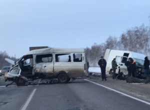 Страшная авария с участием нескольких машин и человеческими жертвами произошла на подъезде к Тамбову Страшная авария с участием нескольких машин и человеческими жертвами произошла на подъезде к Тамбову
