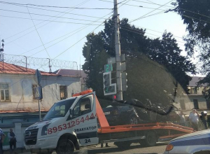 В сети появилось видео смертельного ДТП на Мичуринской В сети появилось видео смертельного ДТП на Мичуринской