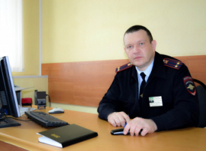 Всё ещё боитесь, что придется сдавать экзамен на знание ПДД при замене прав? Подполковник Муранов ответит на все вопросы Всё ещё боитесь, что придется сдавать экзамен на знание ПДД при замене прав? Подполковник Муранов ответит на все вопросы