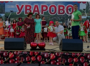 Фестиваль «Вишневый сад»: о том, как прошло самое «сочное» событие этого лета Фестиваль «Вишневый сад»: о том, как прошло самое «сочное» событие этого лета