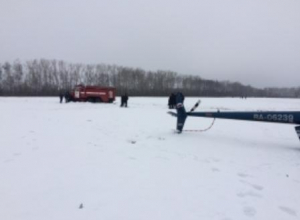 Два человека погибли при крушении вертолета в Кирсановском районе Два человека погибли при крушении вертолета в Кирсановском районе