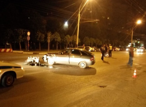 В аварии с «Приорой» на севере Тамбова погибла пассажирка мотоцикла «Suzuki» В аварии с «Приорой» на севере Тамбова погибла пассажирка мотоцикла «Suzuki»