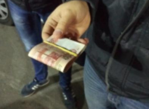 Желание «срубить деньжат» привело адвоката и двоих полицейских под суд за мошенничество Желание «срубить деньжат» привело адвоката и двоих полицейских под суд за мошенничество
