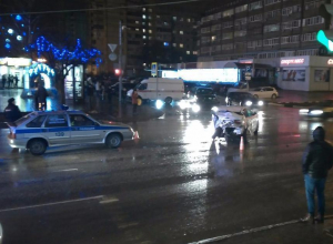 Крупная авария в центре Тамбова чудом обошлась без жертв Крупная авария в центре Тамбова чудом обошлась без жертв