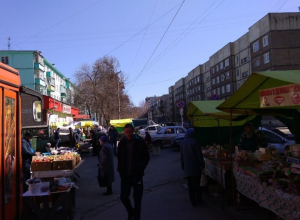 Вот это поворот: рынок на Куйбышева закрыть нельзя, так как территория находится в аренде Вот это поворот: рынок на Куйбышева закрыть нельзя, так как территория находится в аренде