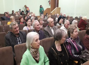 Владимир Гладилин: «Живя в тяжелейших условиях концлагерей, у людей было только одно стремление – выжить!» Владимир Гладилин: «Живя в тяжелейших условиях концлагерей, у людей было только одно стремление – выжить!»