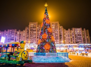 Тамбовчане выбрали самую красивую городскую елку Тамбовчане выбрали самую красивую городскую елку