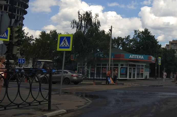 Аварию на Карла Маркса обещают устранить сегодня Аварию на Карла Маркса обещают устранить сегодня