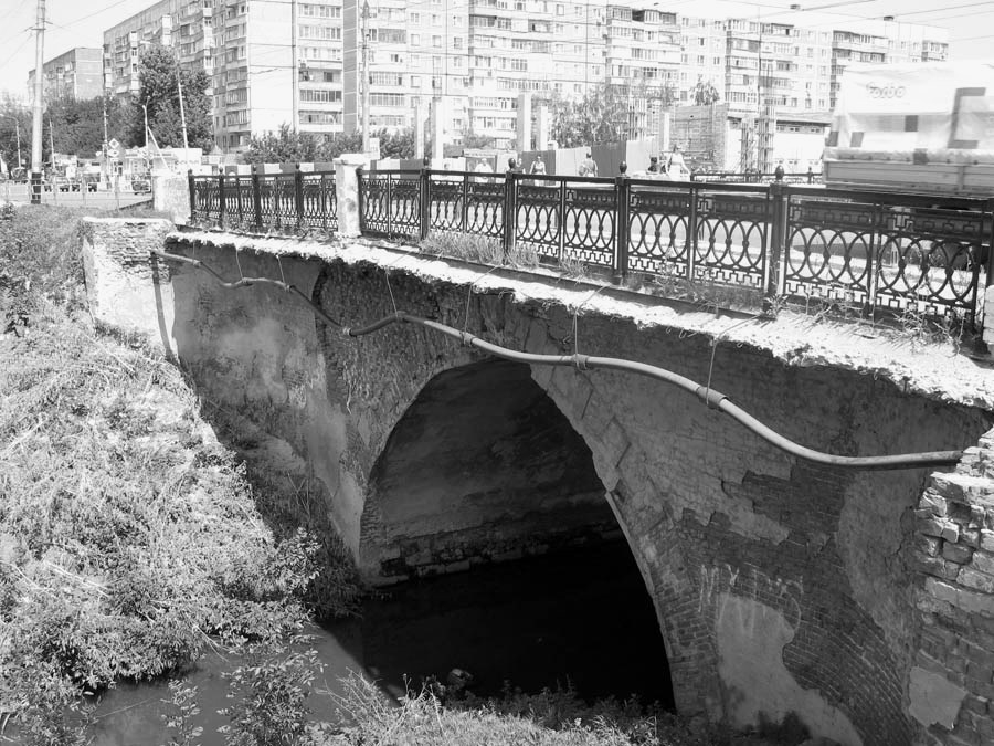 Движение по мосту на Базарной могут закрыть совсем? Движение по мосту на Базарной могут закрыть совсем?