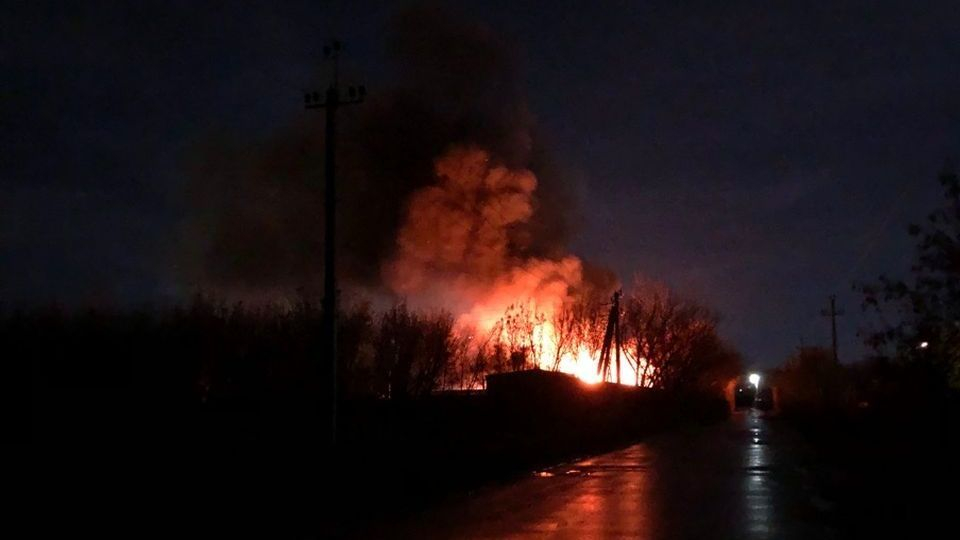 В Тамбовском районе сгорела пилорама В Тамбовском районе сгорела пилорама