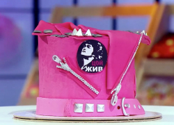 Девушка-бодибилдер из Тамбова представит свой торт в сладком шоу «Кондитер»