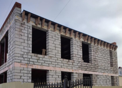 В Тамбове на территории памятника архитектуры собственник земли строит новое здание