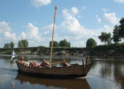 Тамбовчане отправятся в водный поход на струге родом из XVII века 