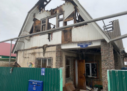 Пострадавшие при пожаре в доме в Покрово-Пригородном просят о помощи
