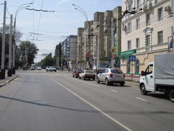 Движение на пересечении улиц Чичканова и Бориса Васильева закрывают на 11 дней